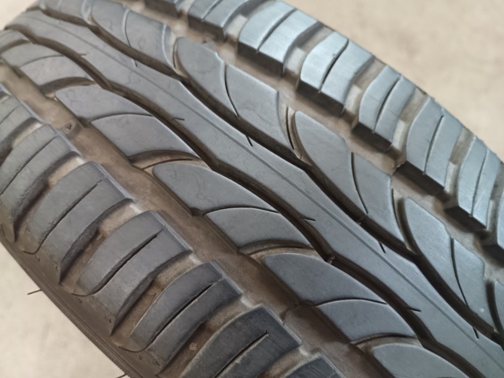 185/60 R15 DEBICA (2620)