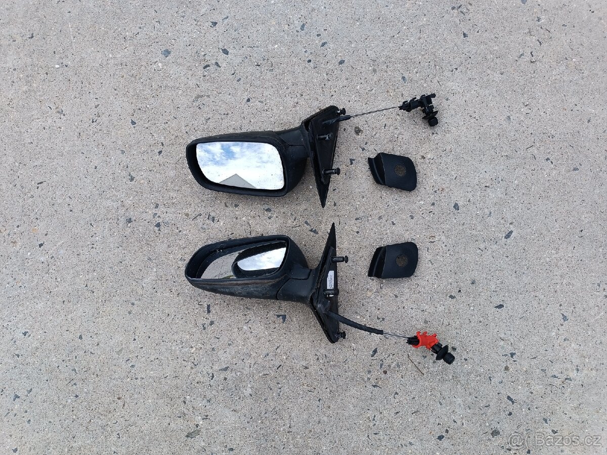 Zpětné zrcátko Octavia I - levé