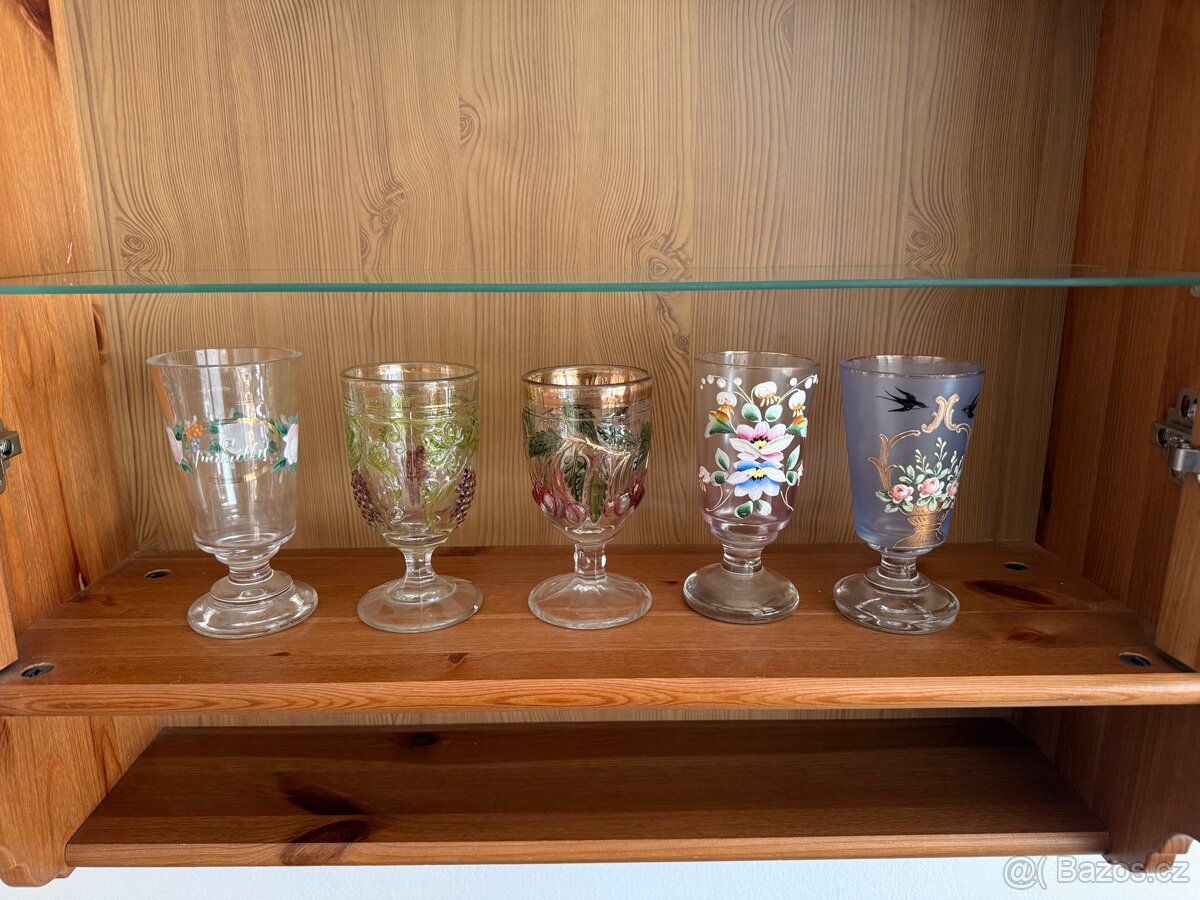 Starožitné sklenice grogovky