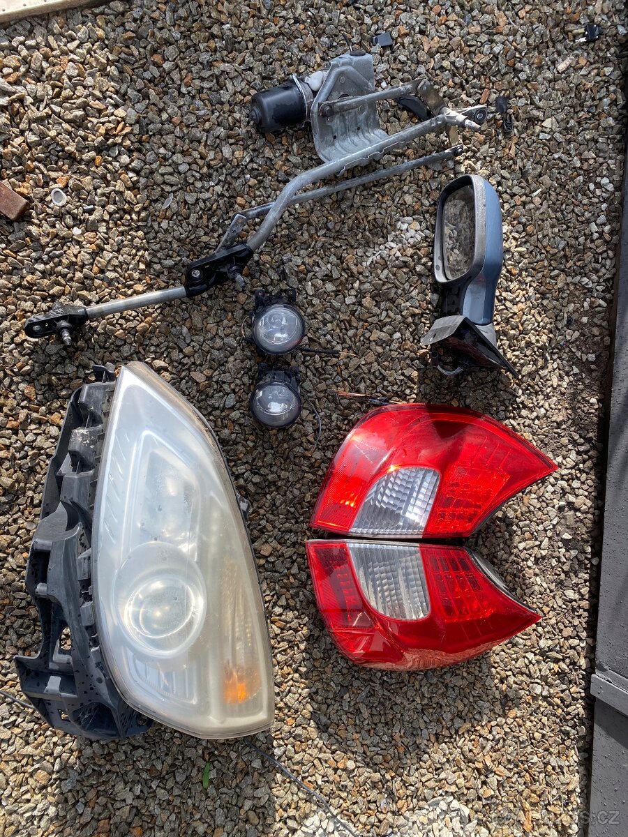 Náhradní díly Renault Scenic 2