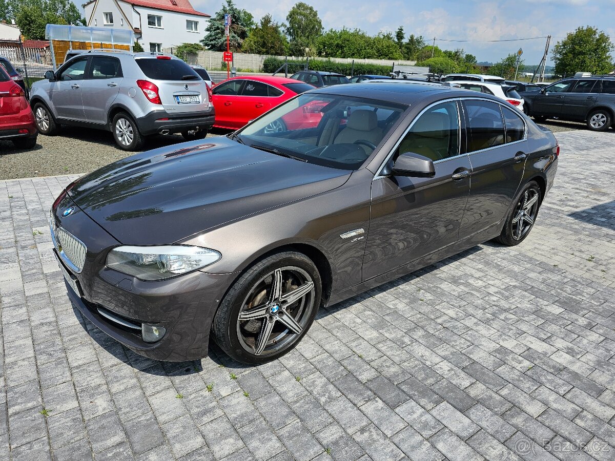 Prodám: BMW Řada 5, 550I XDRIVE