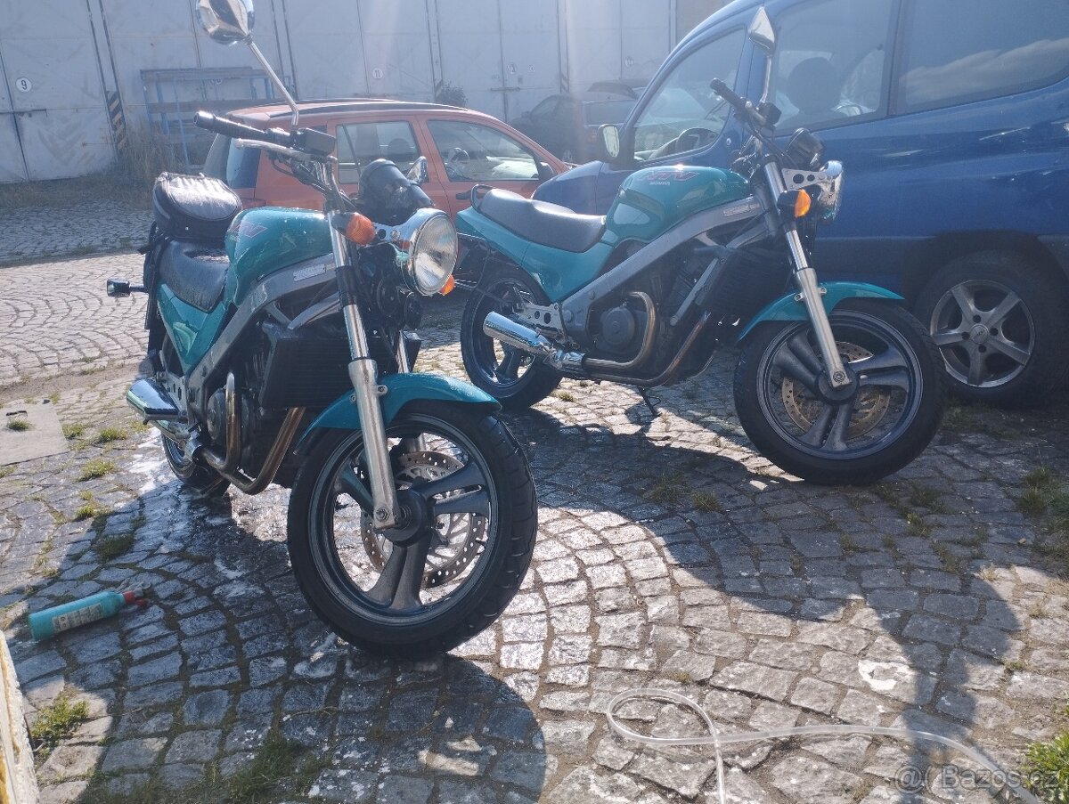 Honda ntv 650
