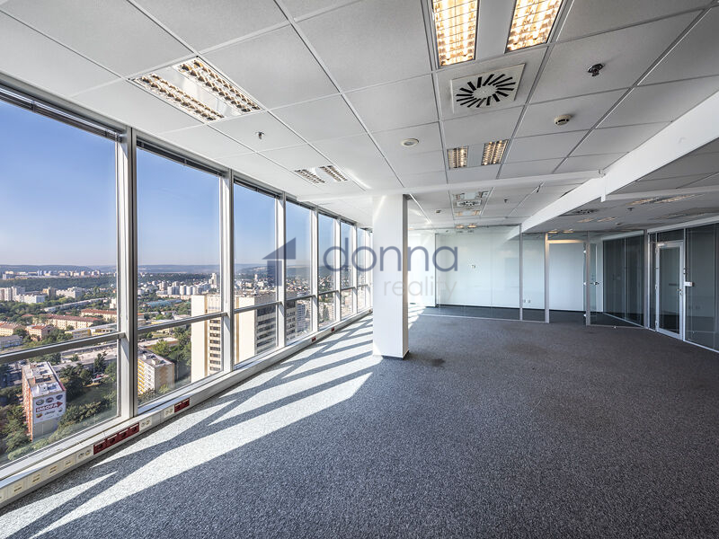 Pronájem kanceláře 290 m² Na Strži, Praha - Praha 4