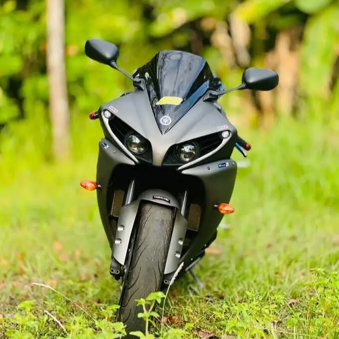 yamaha r1 vidlice