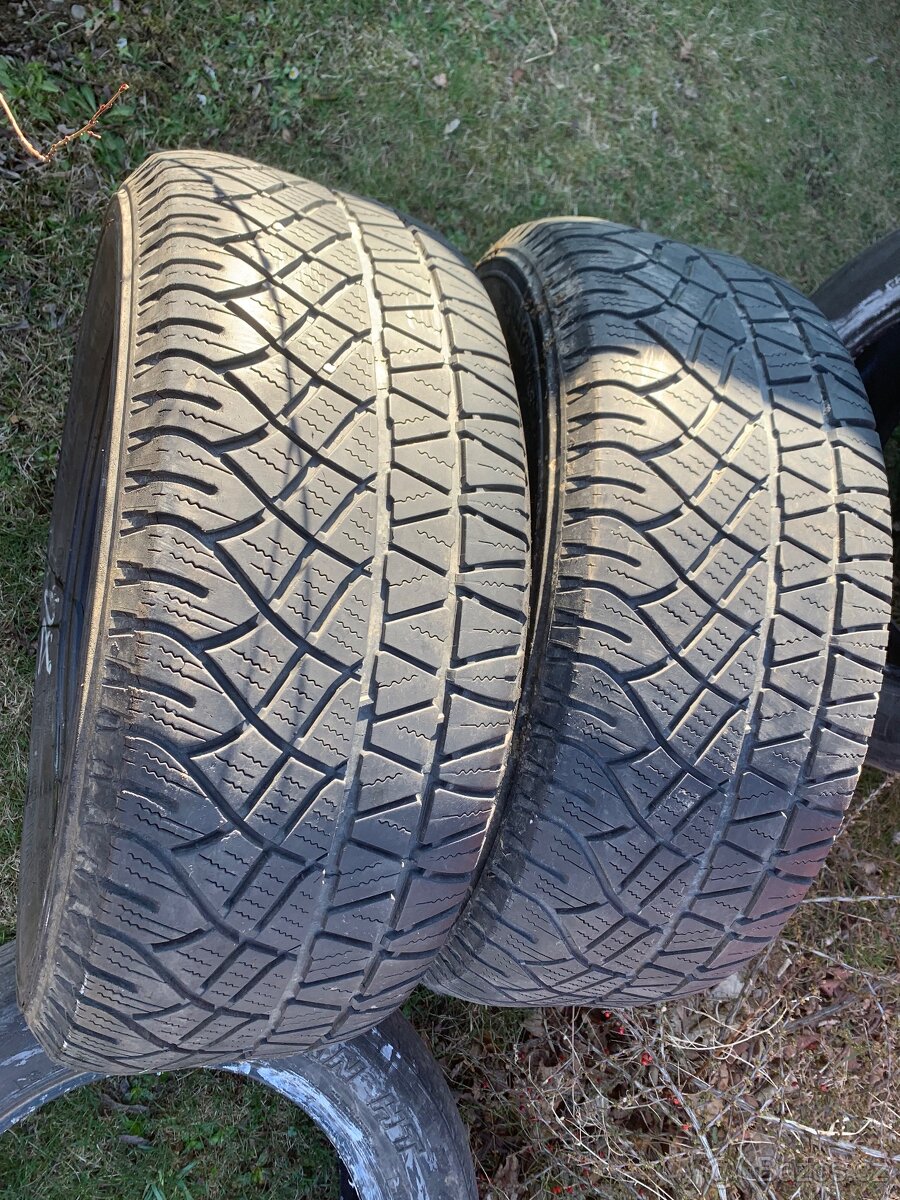 4x pneu r18