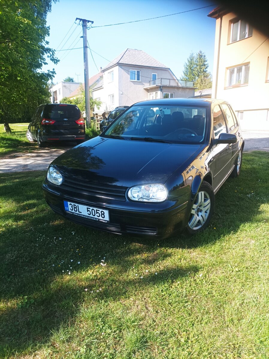 Golf IV 1.6 benzin