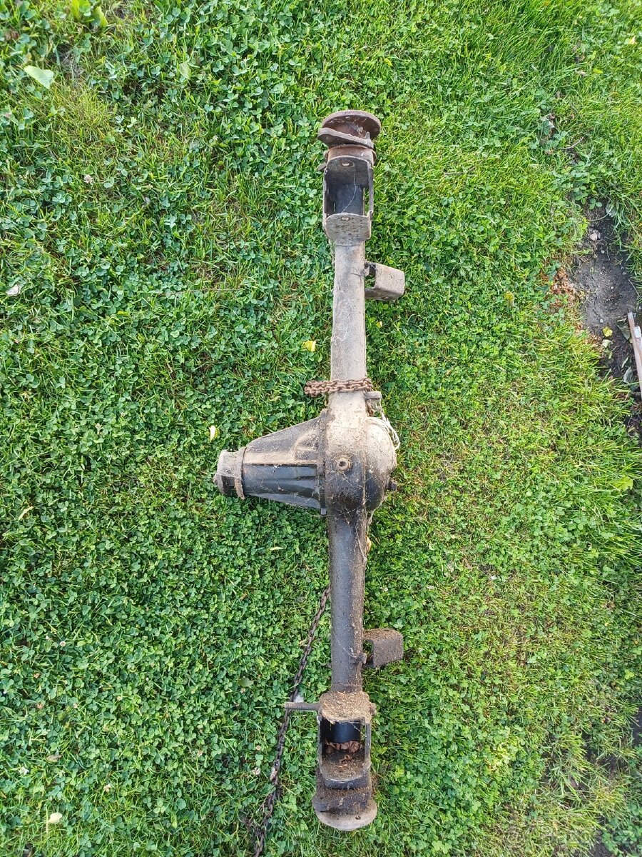 Zadní náprava polski fiat 125p