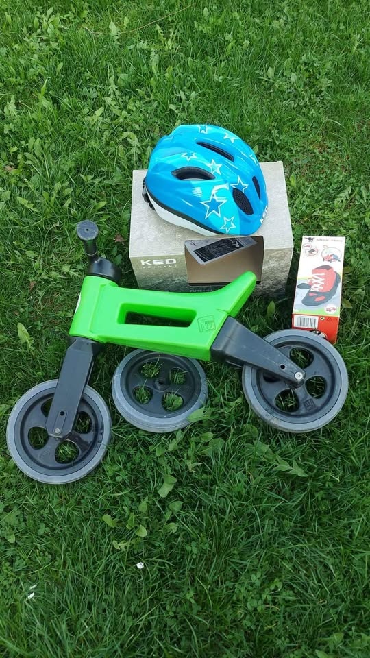 Funny wheels zelené + přilba