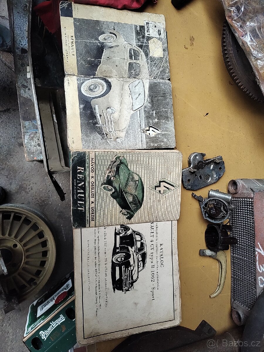 Renault 4 CV