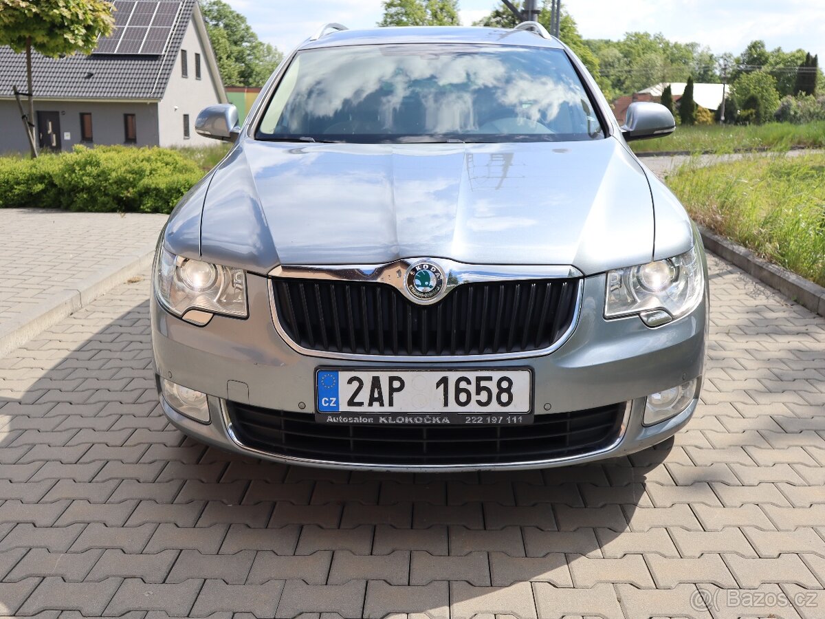 Škoda Superb 3.6 V6 4x4 191kW r.2012 serviska zachovalý stav