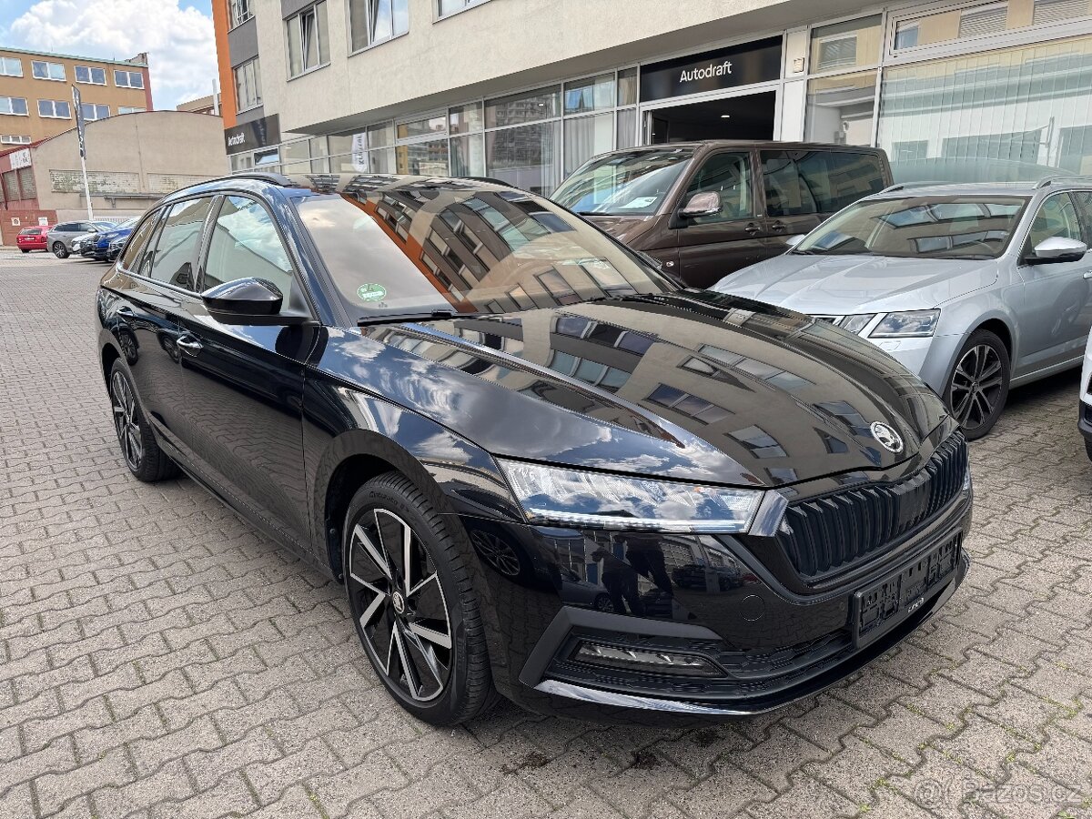 Škoda Octavia 4 iV 1.4TSI 150kW DSG Full LED Kamera Head-up
