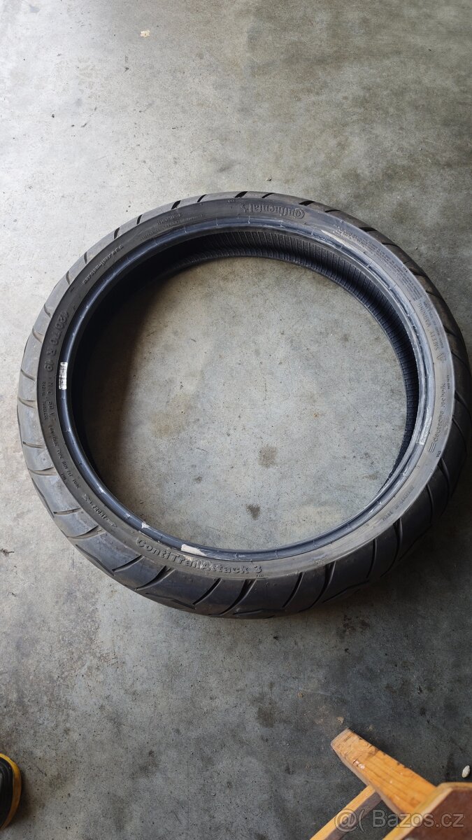 Pneu 120/70 R 19
