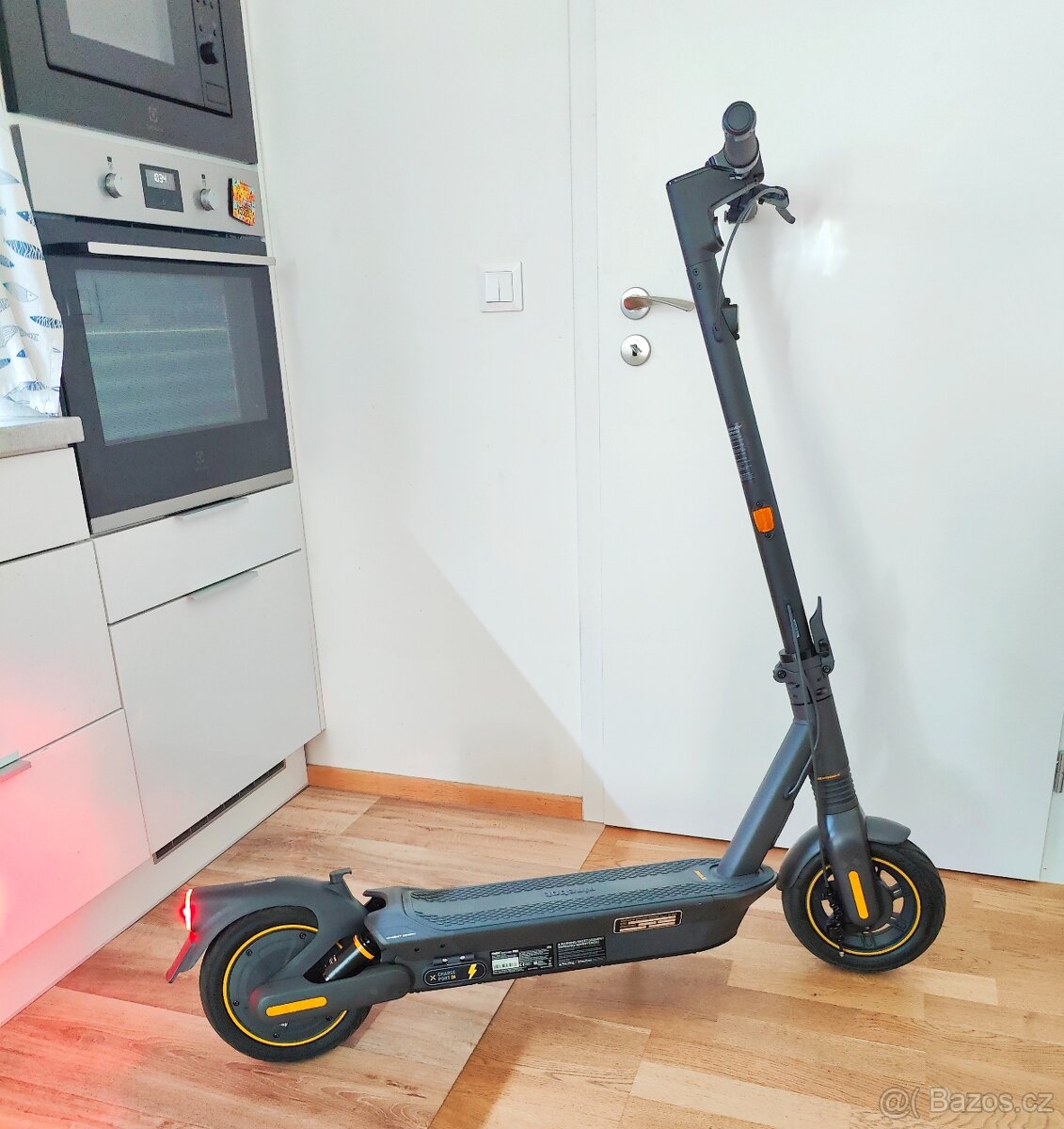 Elektrokoloběžka Segway Ninebot G2 Max až 40 km/h naj. 90km