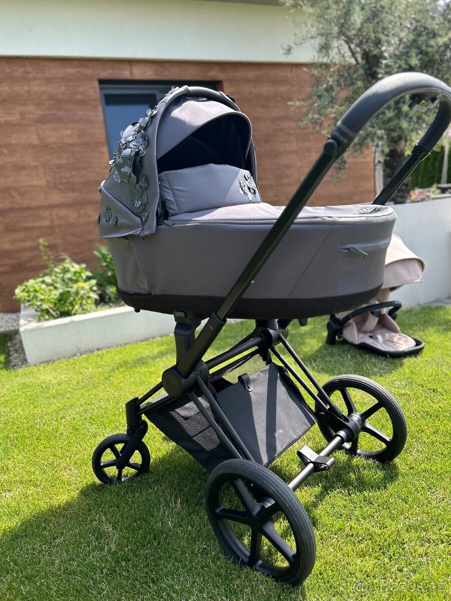Cybex Priam 4.0 Simply flowers grey+seatpack Cozy Beige