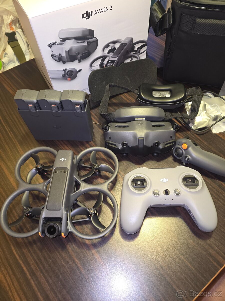 DJi AVATA 2 fly more combo + FPV + Care