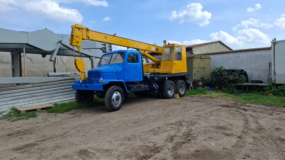 PRODÁM JEŘÁB V3S ČKD PLNĚ FUNKČNÍ A DOBRÉM STAVU