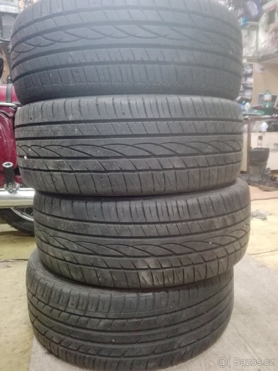 Letní pneu 195/40R17