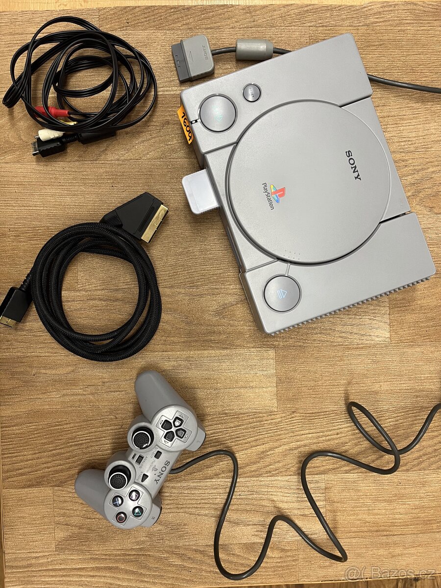 PlayStation 1 + ovladač