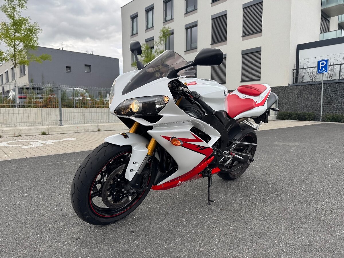 Yamaha YZR-R1 RN19