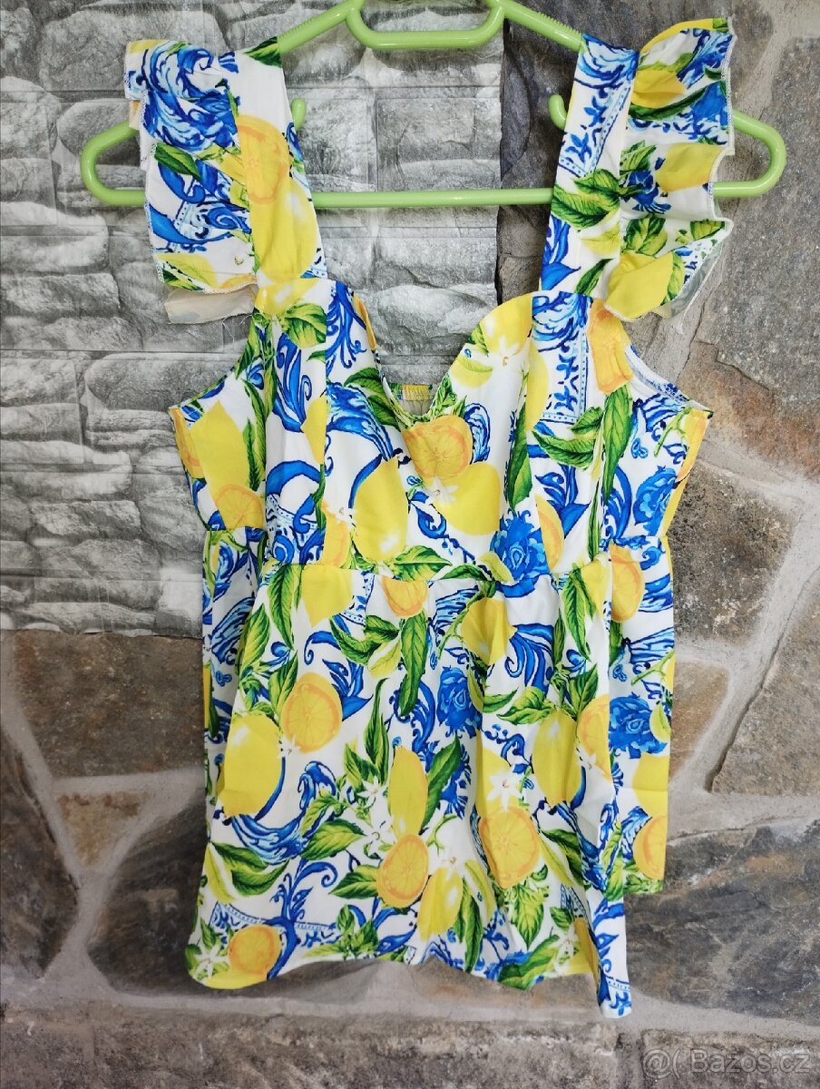 Krásná halenka s citronky