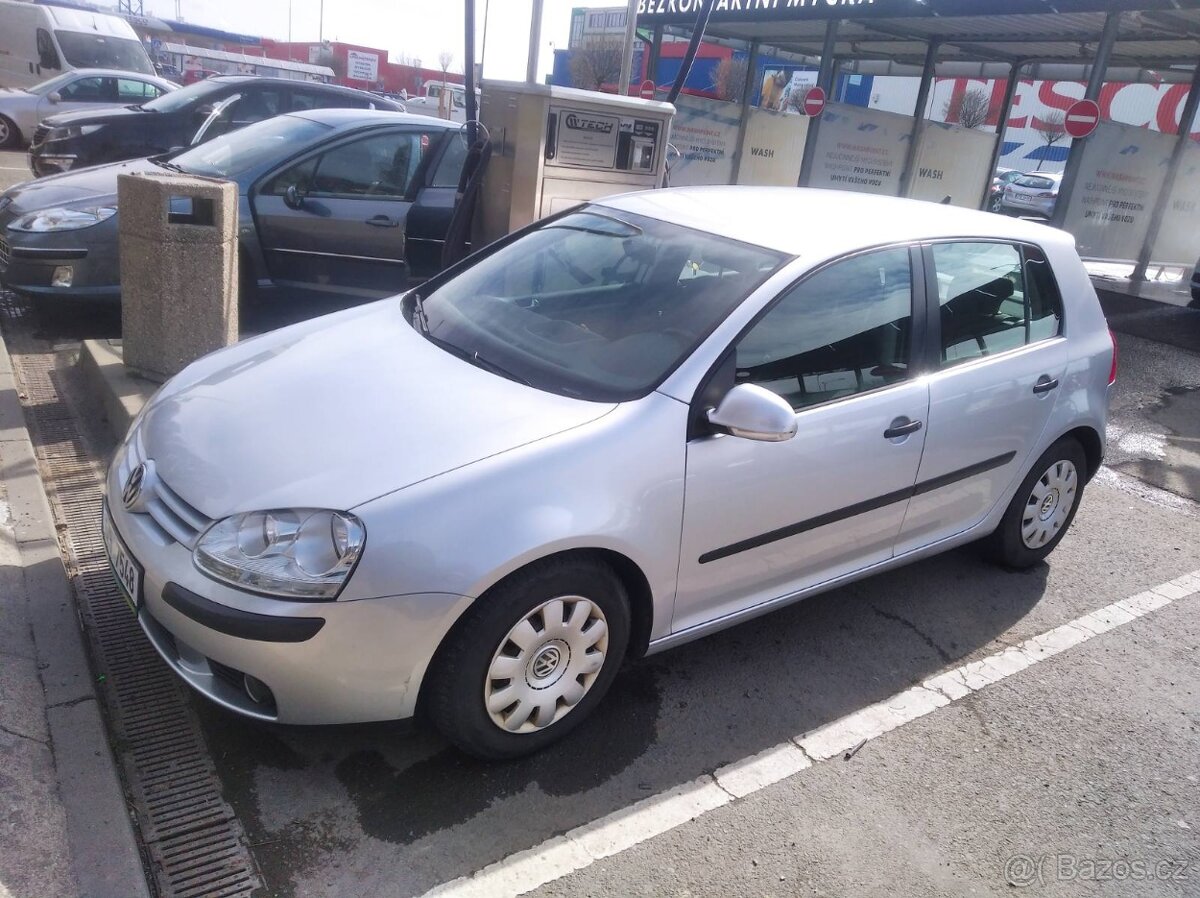 GOLF 1.9TDI, 77KW, 2008 TEMPOMAT, DOVOZ ITÁLIE.