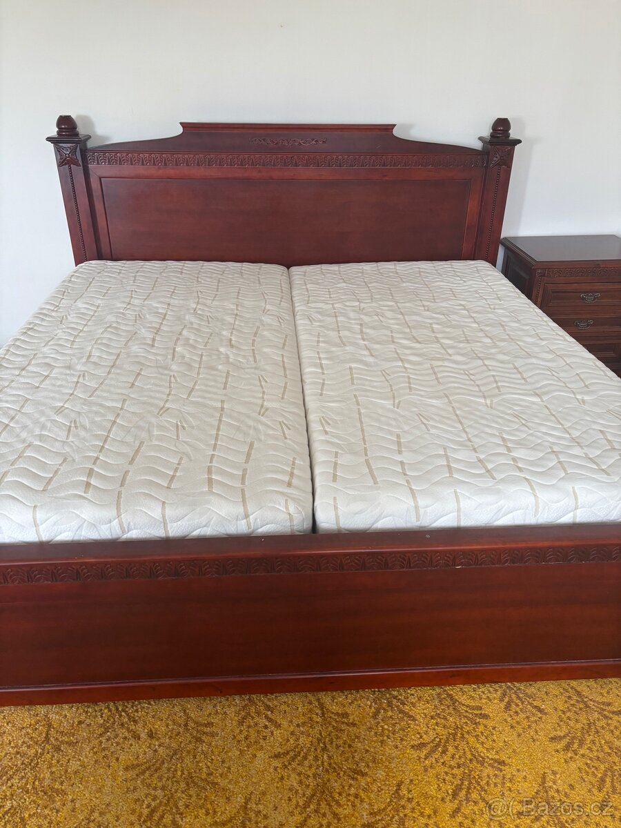 Postel z masivu