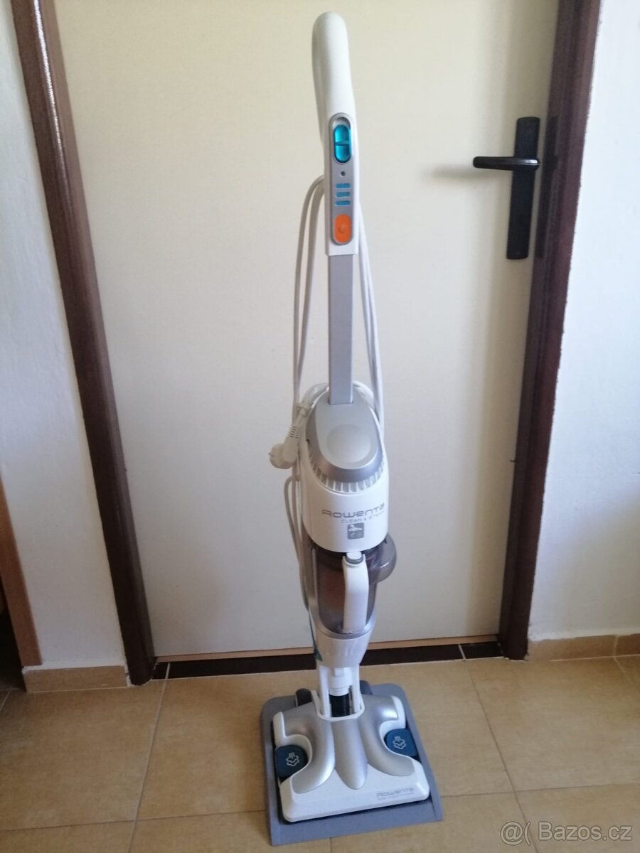 Parní čistič Rowenta Clean&Steam RY7557WH bílý