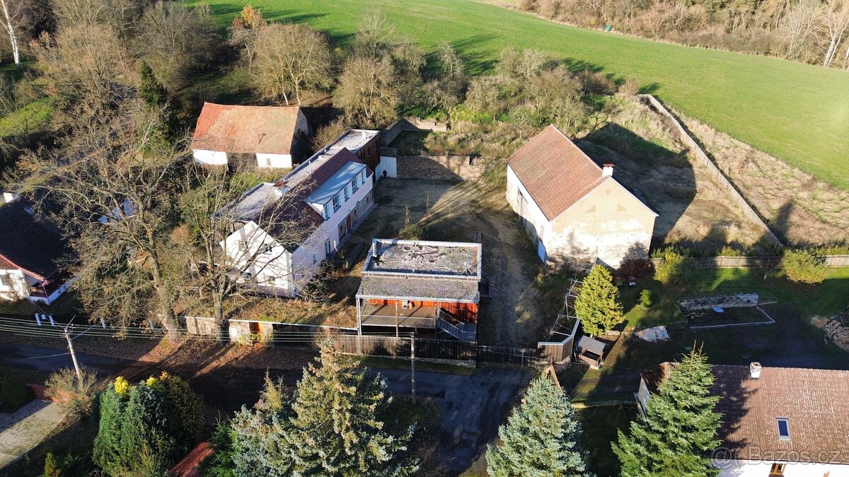 Komerční komplex s ubytovacím zařízením a školícím centrem +