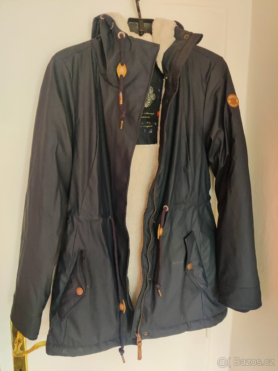 Dámská zimní bunda Ragwear L