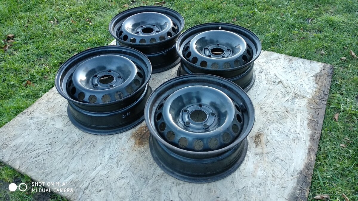 Plechové disky 15" 5x114,3 Renault