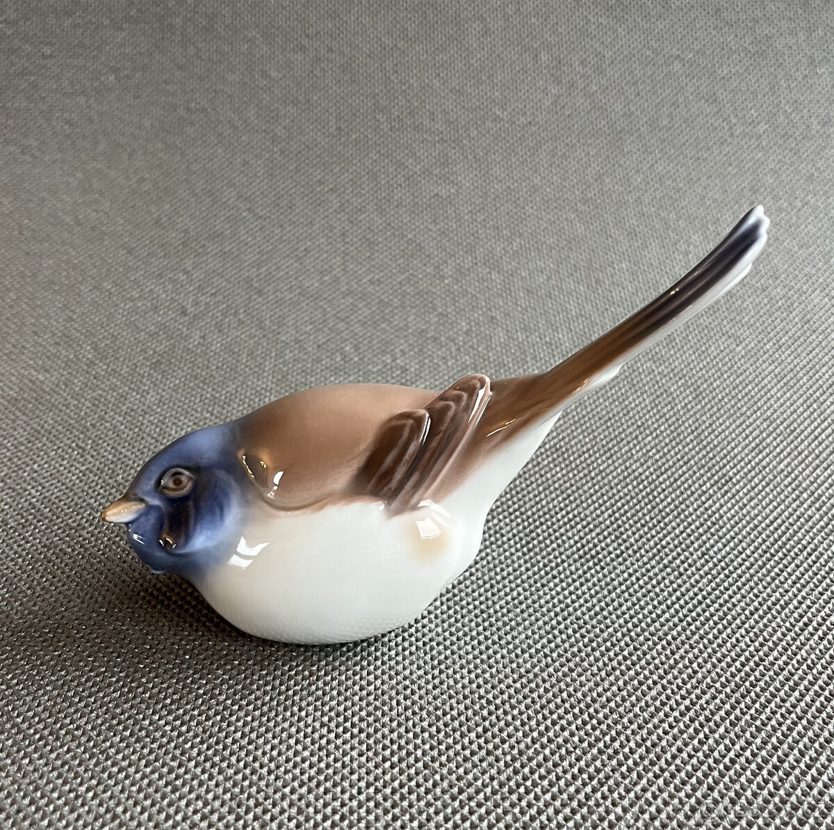 Bing&Grondahl Kodaň Soška Ptáček, Dahl Jensen