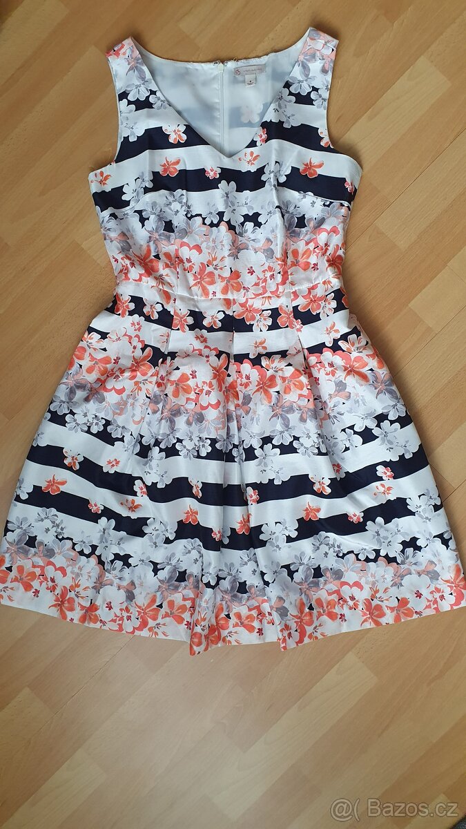 Květované šaty