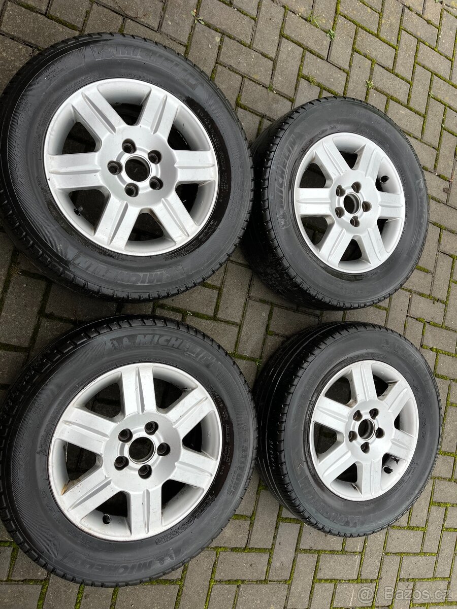 4x litá kola Honda 5x114 R16, letní pneu