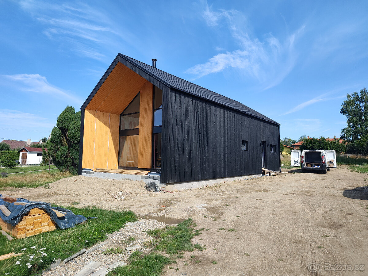 Montážník, pokrývač, tesař