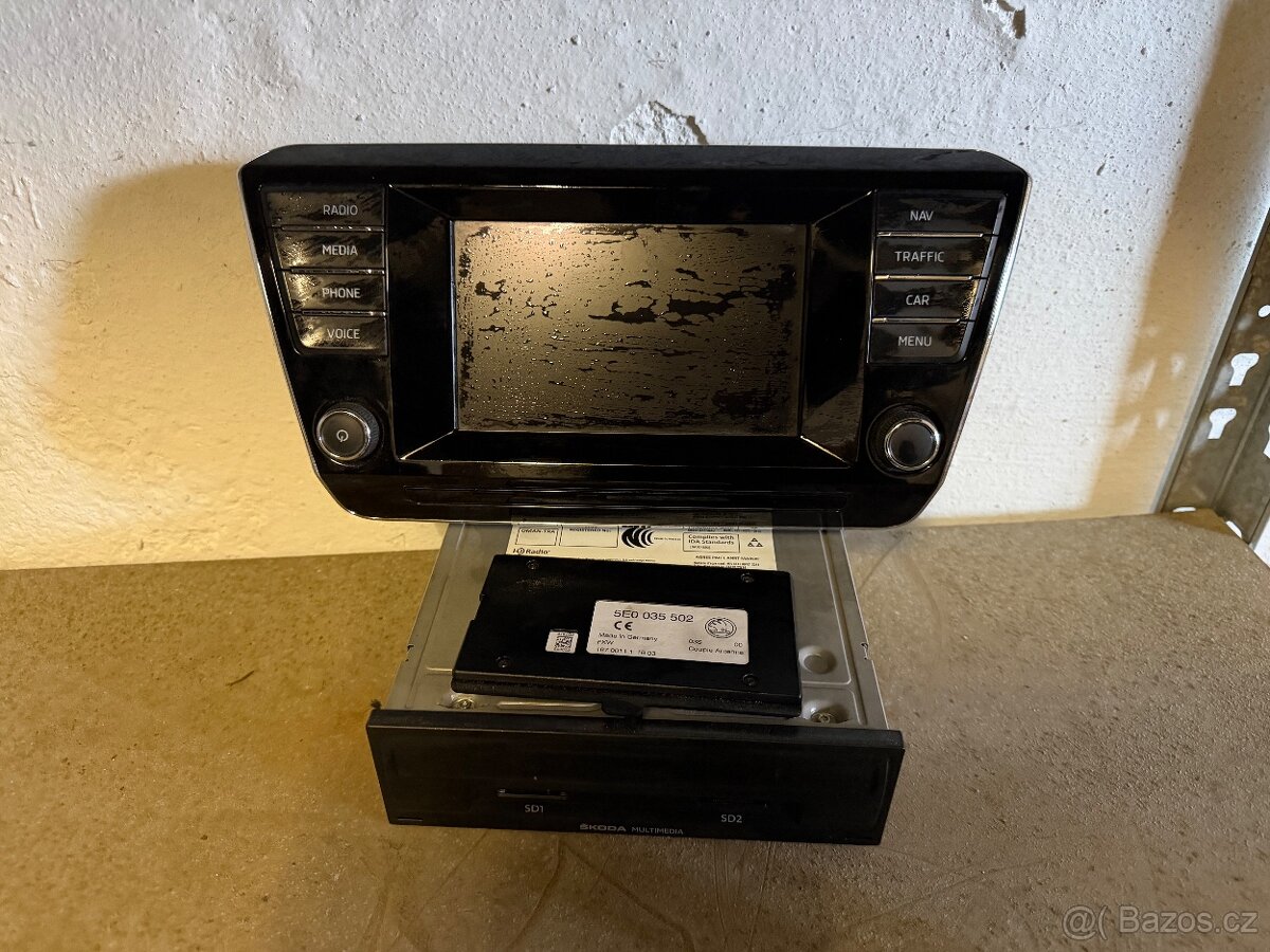 Radio navigace Superb III