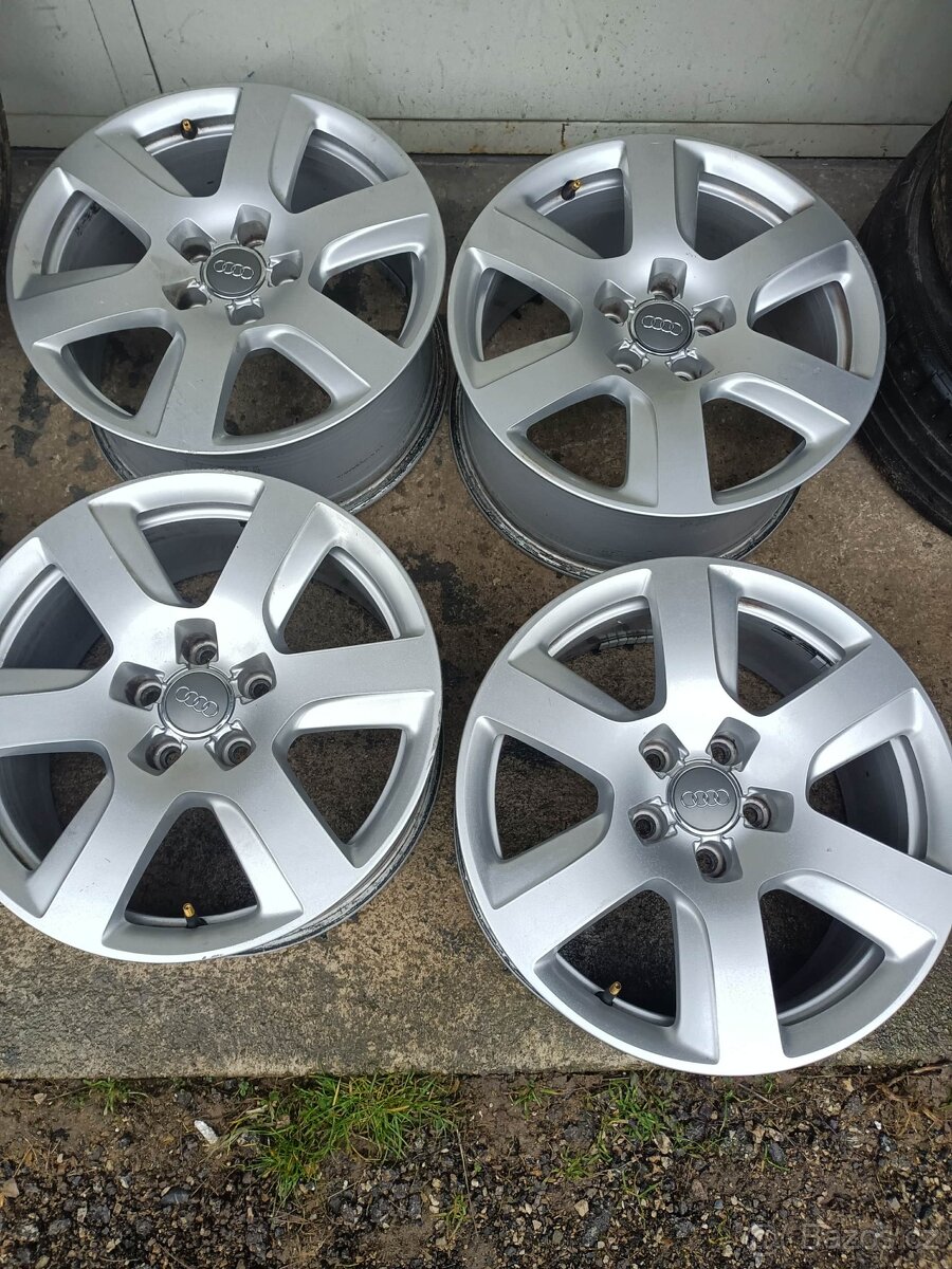 4ks alu disky orig. Audi 5x112 R17