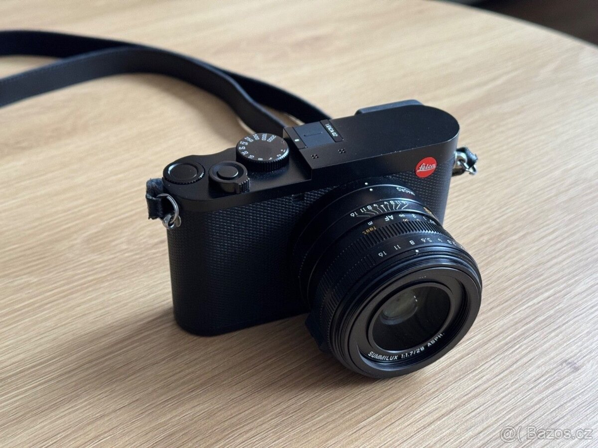 Leica Q2