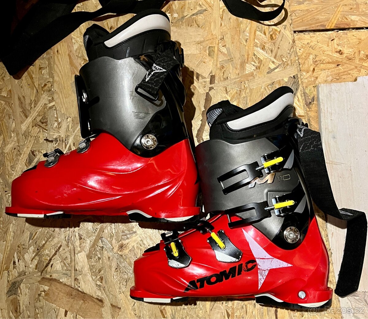 Lyžáky ATOMIC vel. 45