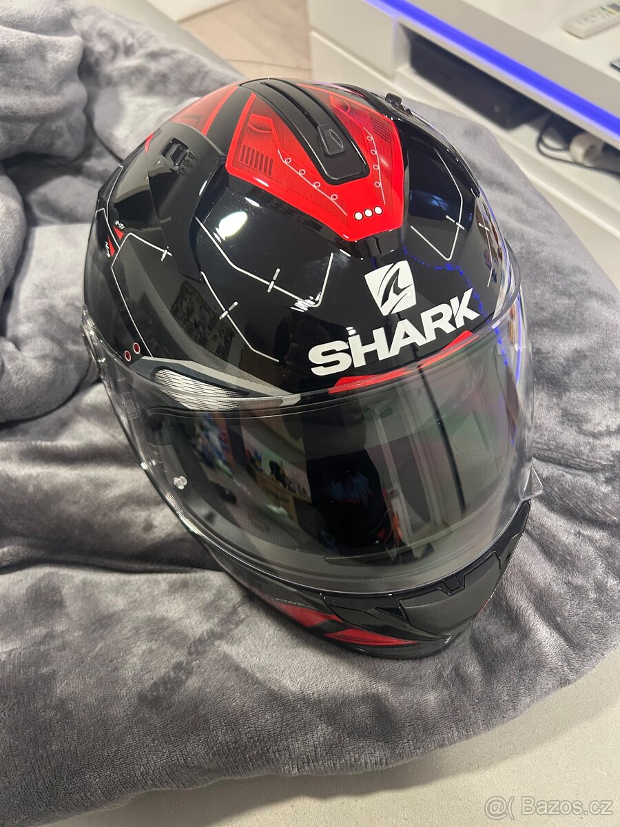 Shark Helma na motorku