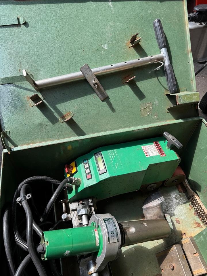 Leister Varimat V zvárací automat na PVC strešné fólie