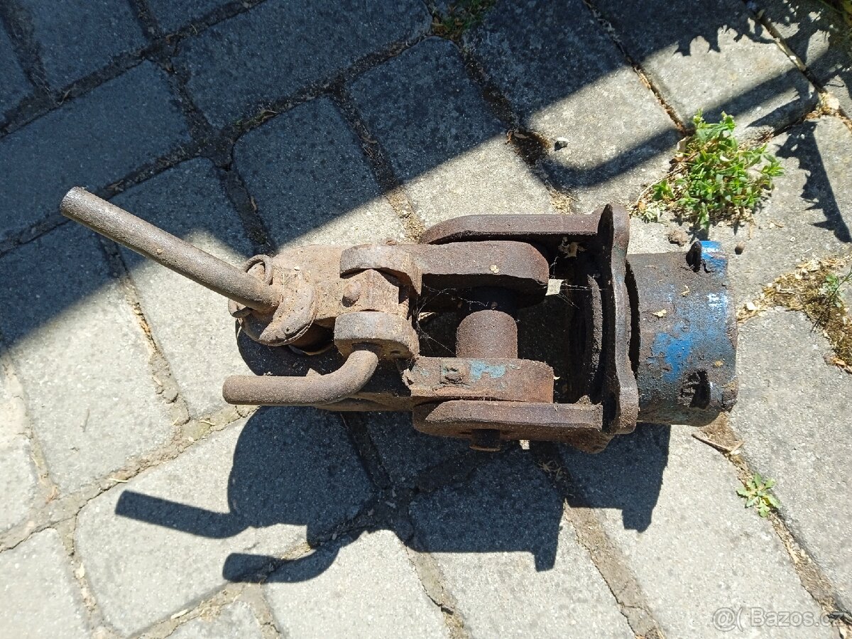 Zaves treba na vlek