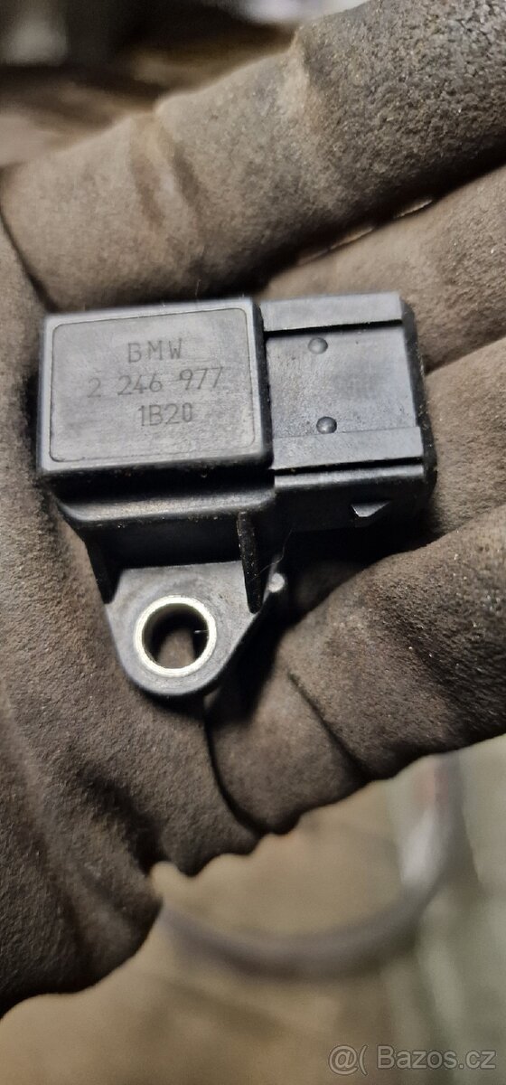 Čidlo tlaku sání 330d 530d 730d E46 E39 E38