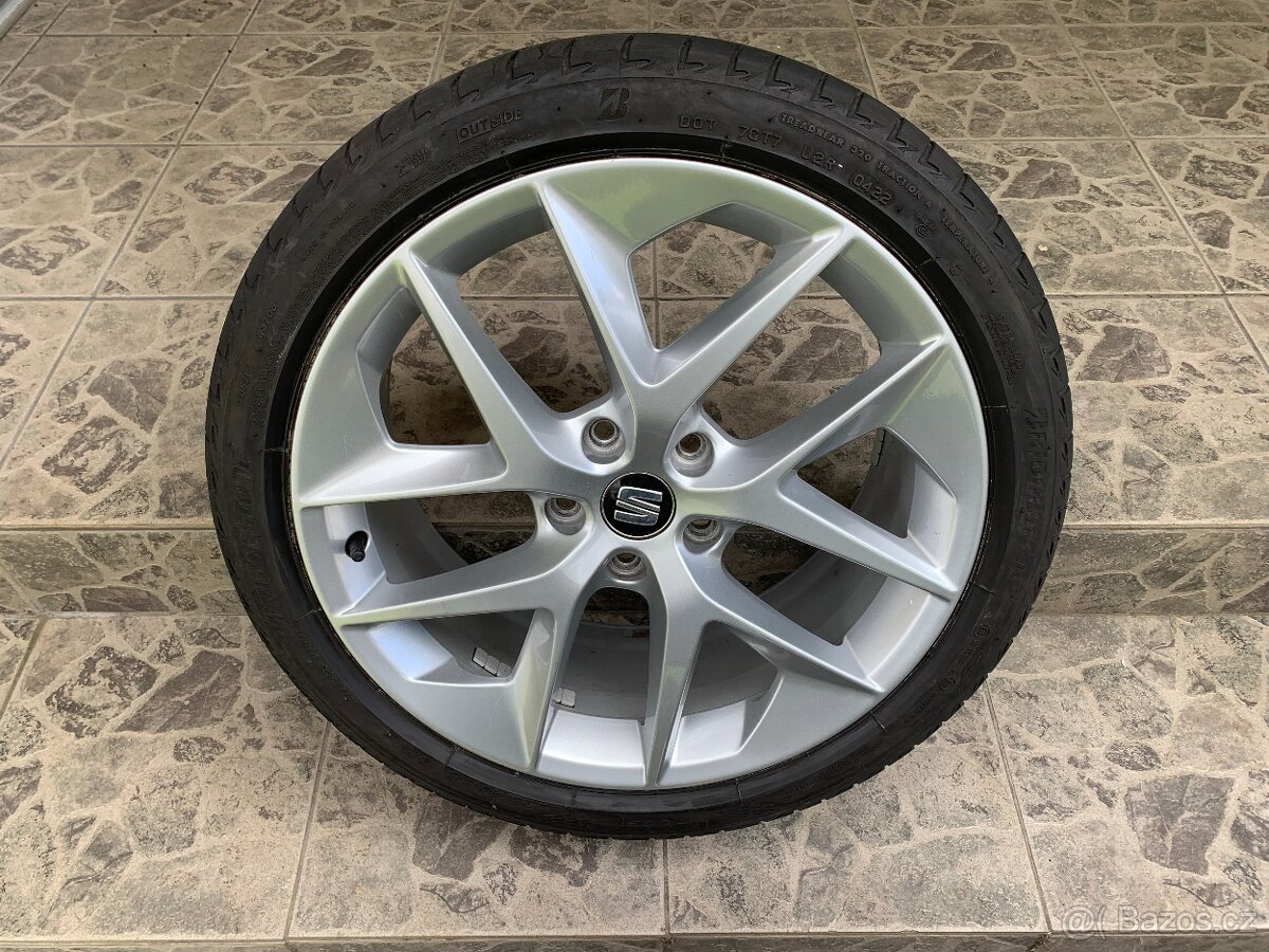 Seat 18"
