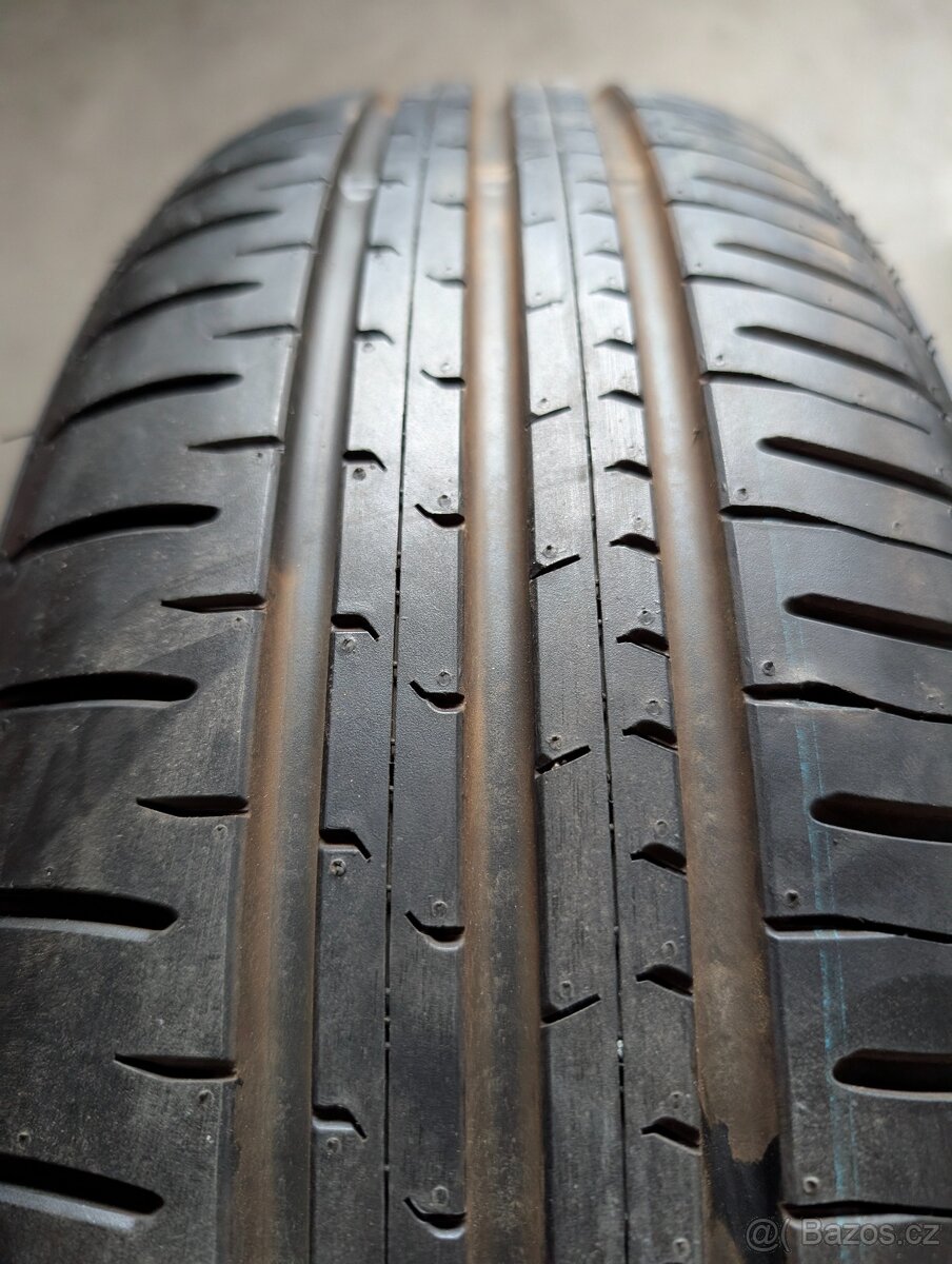 Letní pneu 175/60 R18 Falken