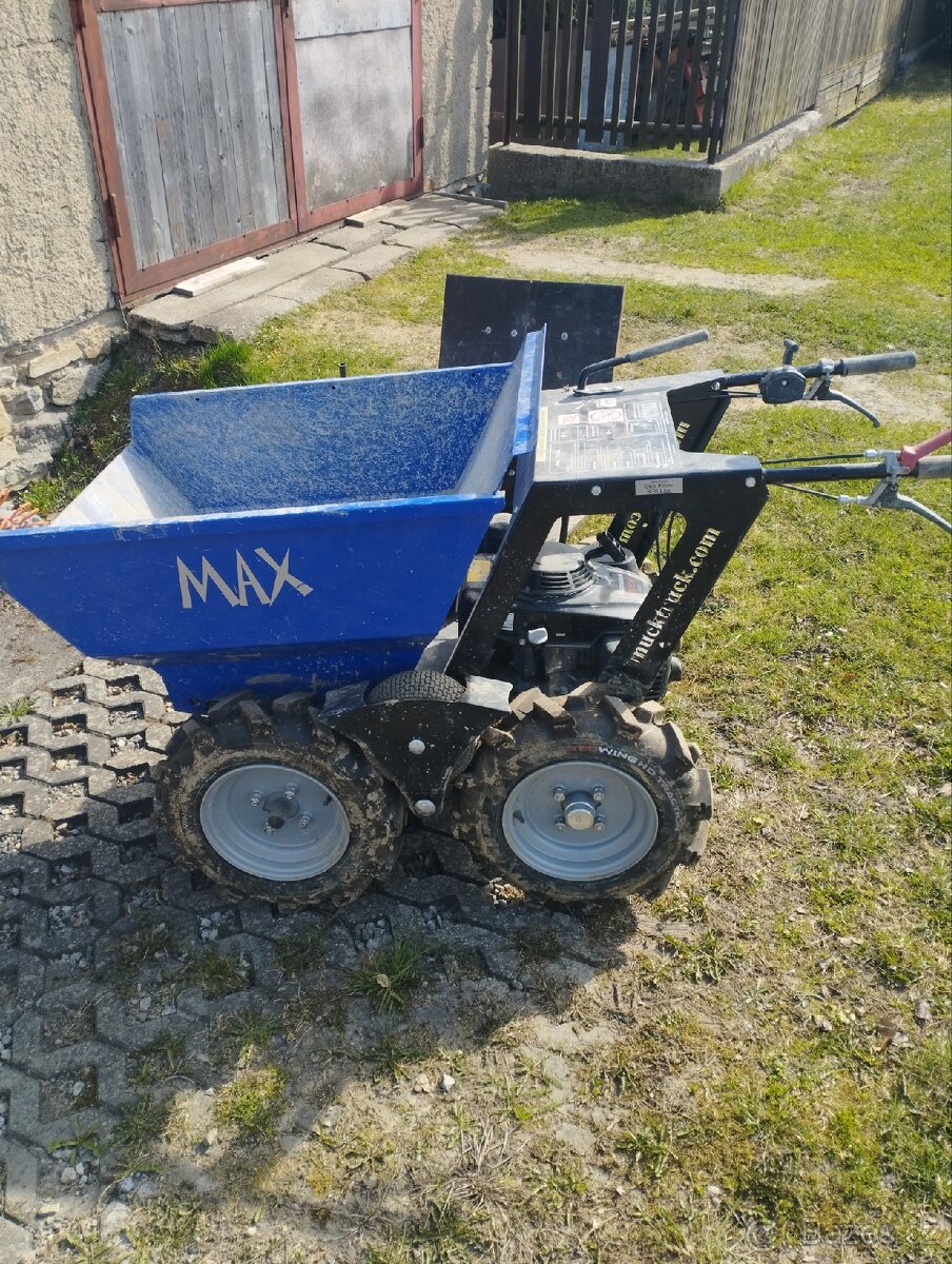 Muck truck