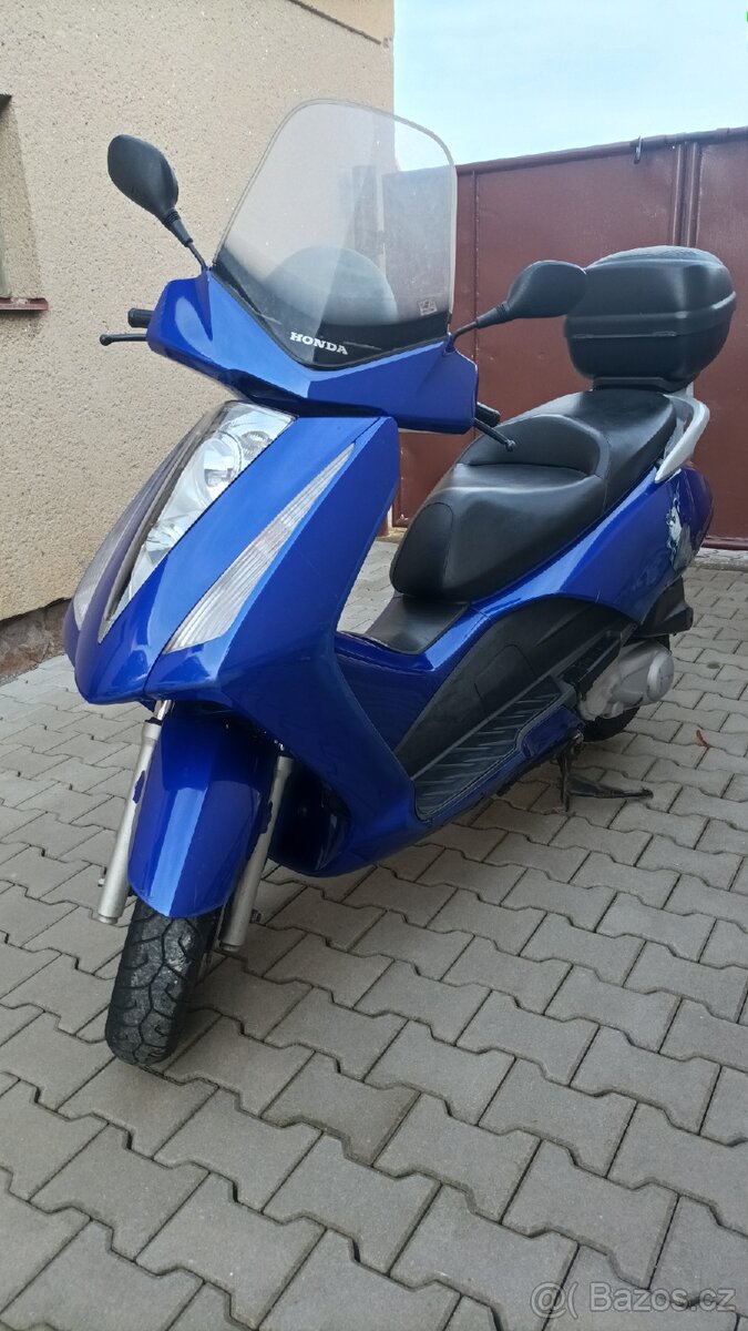 Honda Pantheon