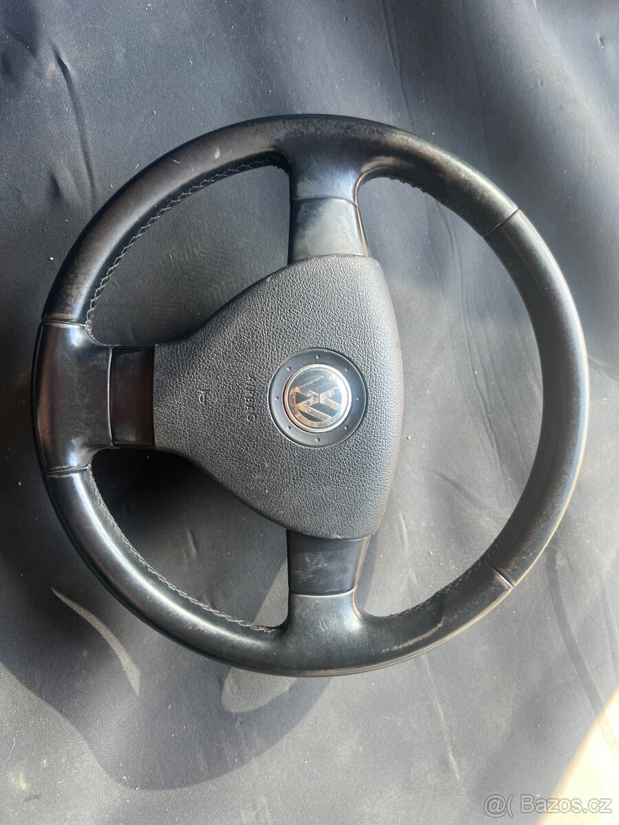 Golf 5 volant
