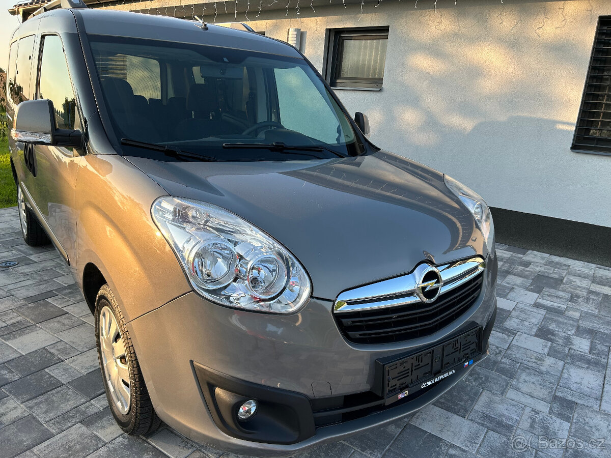 Opel Combo 1.4 benzín, 2015, najeto 128 000 KM