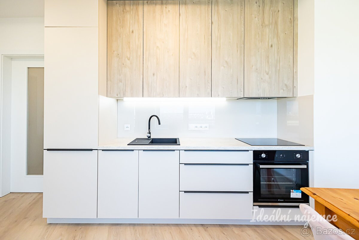Pronájem bytu 2+kk, Drahňovická, Chodov, 24 900 Kč/měs, 47