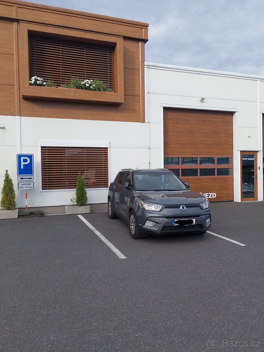 ssangyong tivoli 4x4 ,nájezd 60 000km